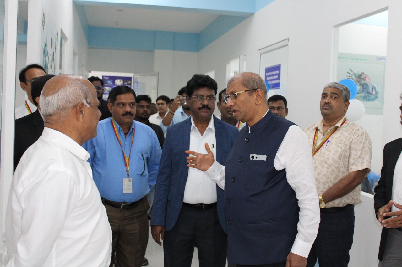 Visvesvaraya Technological University (VTU) - iSpark CoE Lab Inauguration 5