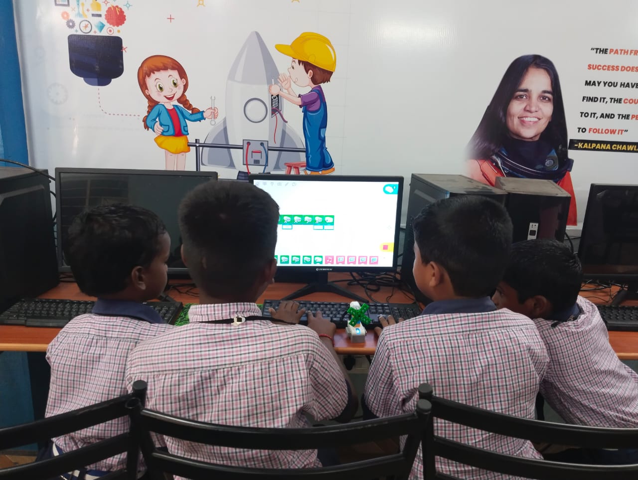 Crafting Future Technologies at CoE Lab 9