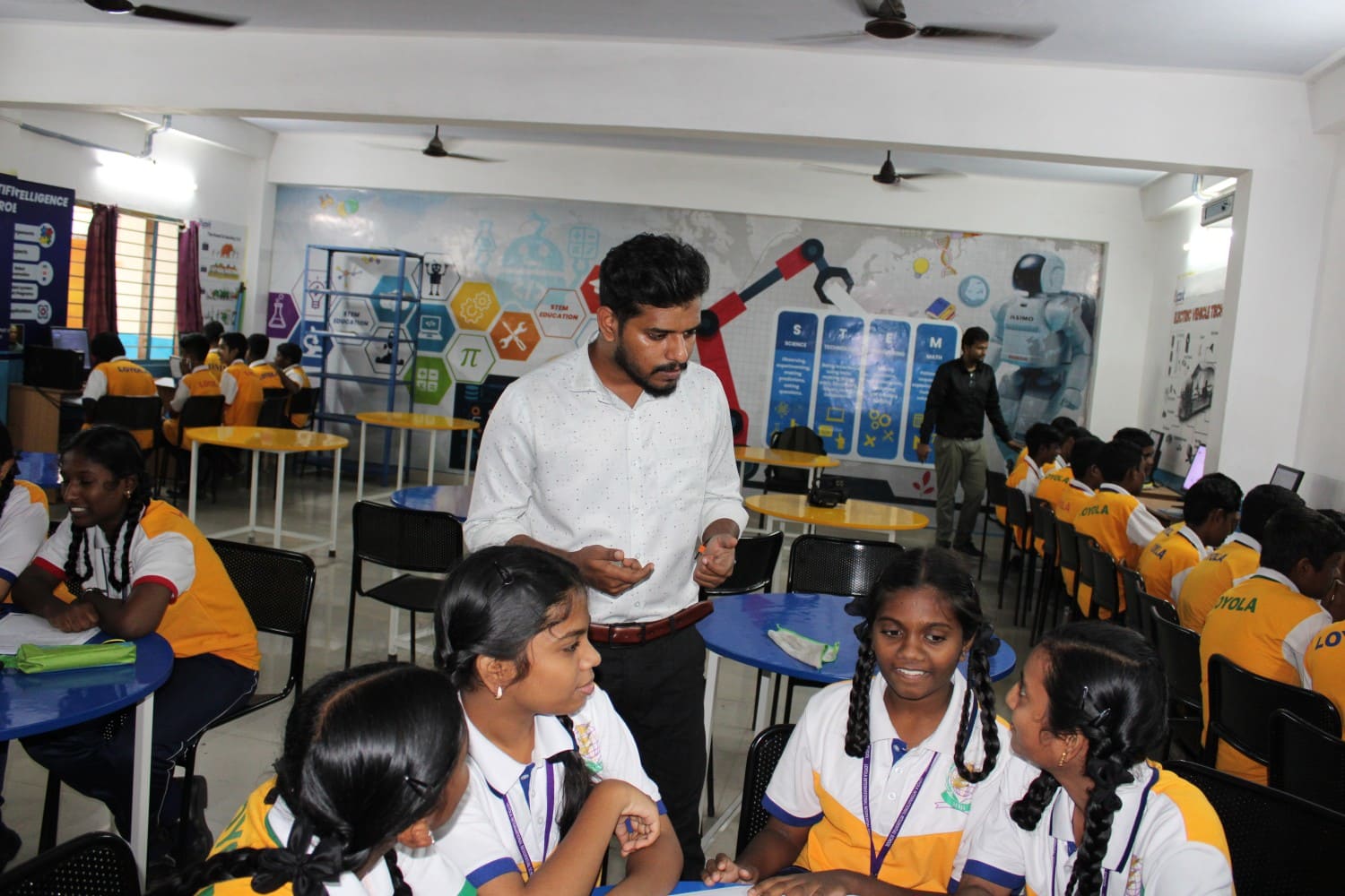 STEM Facilitators Teaching Cutting-Edge Technologies 1