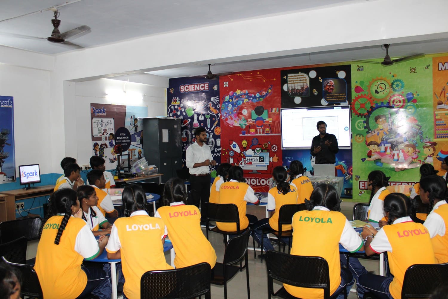 STEM Facilitators Teaching Cutting-Edge Technologies 3